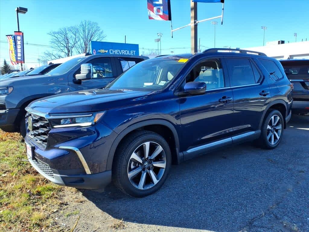 2024 Honda Pilot Touring AWD