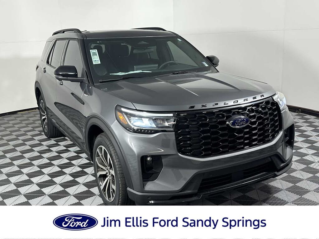 2025 Ford Explorer ST-Line AWD