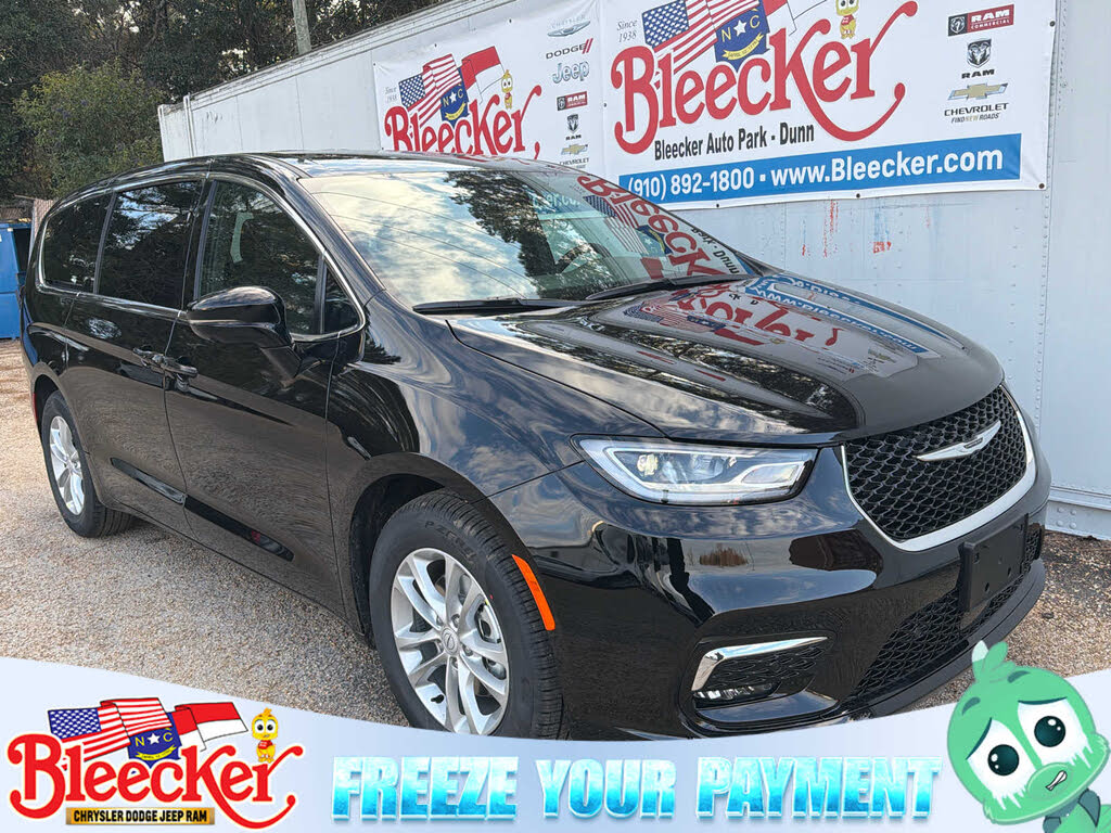 2026 Chrysler Pacifica Select FWD