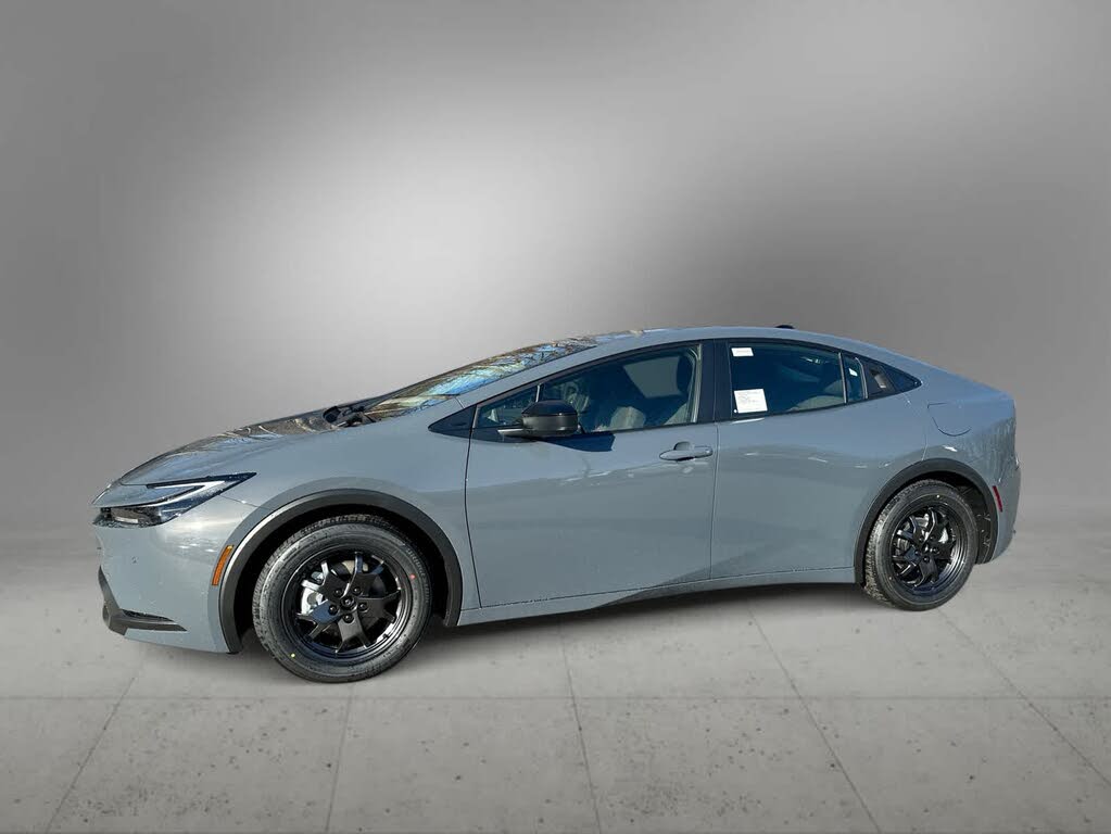 2026 Toyota Prius Plug-In Hybrid SE FWD
