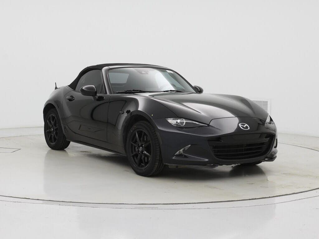 2022 Mazda MX-5 Miata Sport RWD