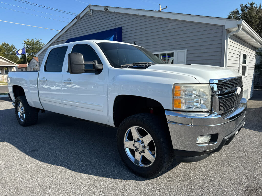 2011 Chevrolet Silverado 2500HD LTZ Crew Cab 4WD