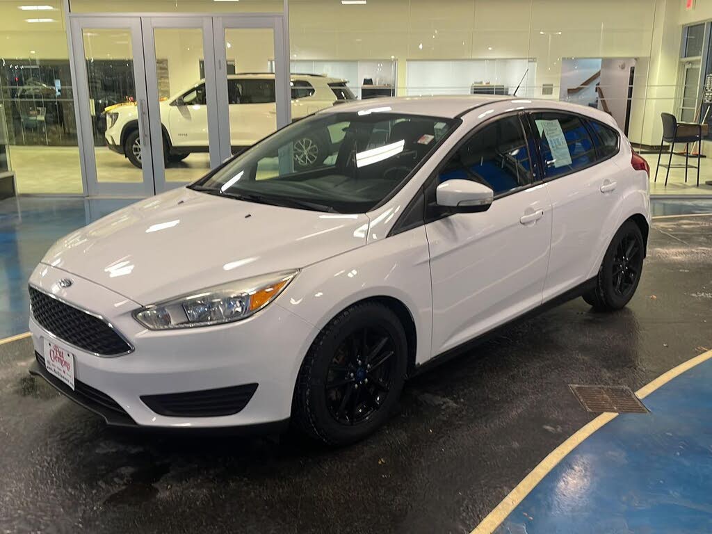 2015 Ford Focus SE Hatchback