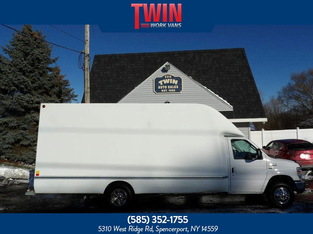 2019 Ford E-Series Chassis E-350 Super Duty 138 Cutaway RWD