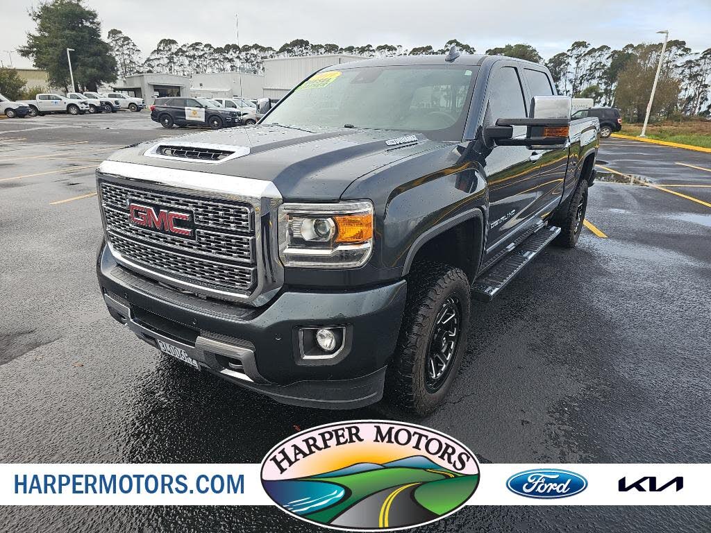2019 GMC Sierra 2500HD Denali Crew Cab 4WD