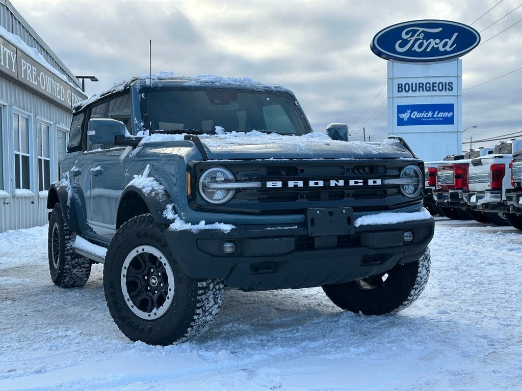 2022 Ford Bronco Outer Banks Advanced 4-Door 4WD