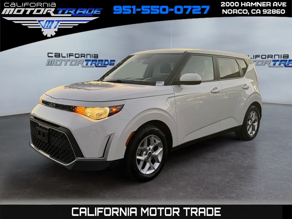 2023 Kia Soul LX FWD