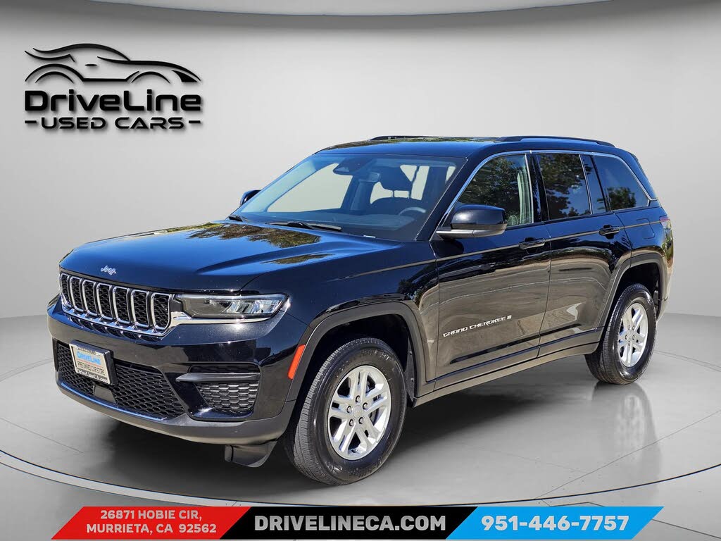 2024 Jeep Grand Cherokee Laredo RWD