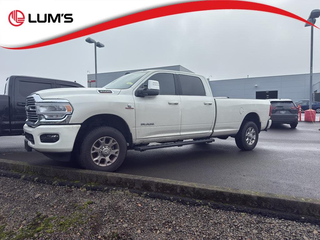 2024 RAM 3500 Laramie Crew Cab LB 4WD
