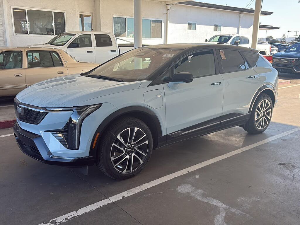 2025 Cadillac OPTIQ Sport 2 AWD