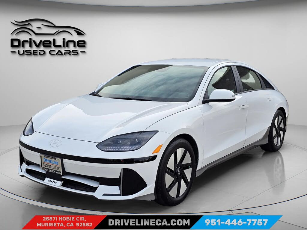 2025 Hyundai Ioniq 6 SE RWD
