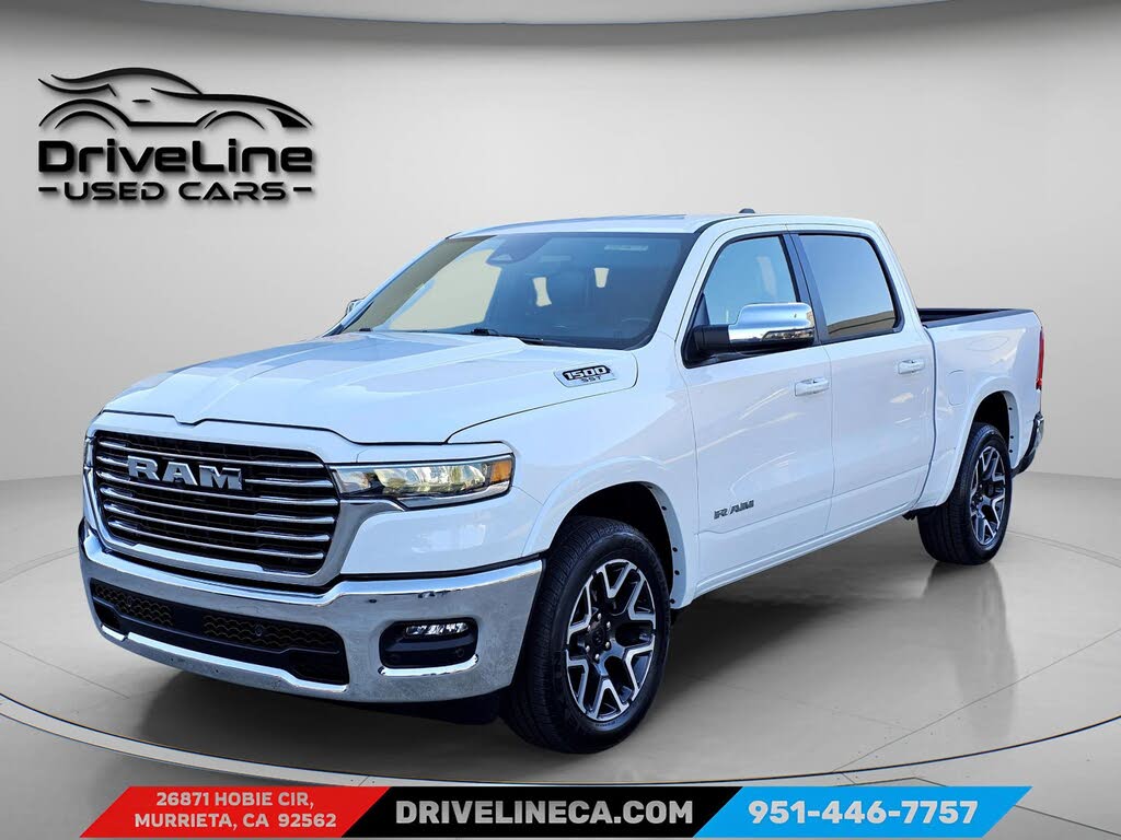 2025 RAM 1500 Laramie Crew Cab 4WD