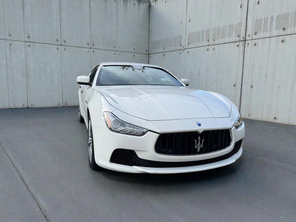 2016 Maserati Ghibli RWD
