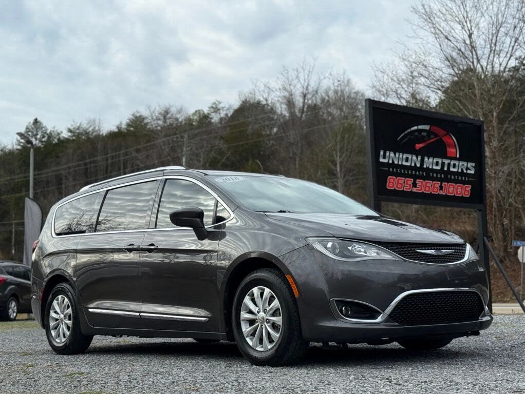 2018 Chrysler Pacifica Touring L FWD