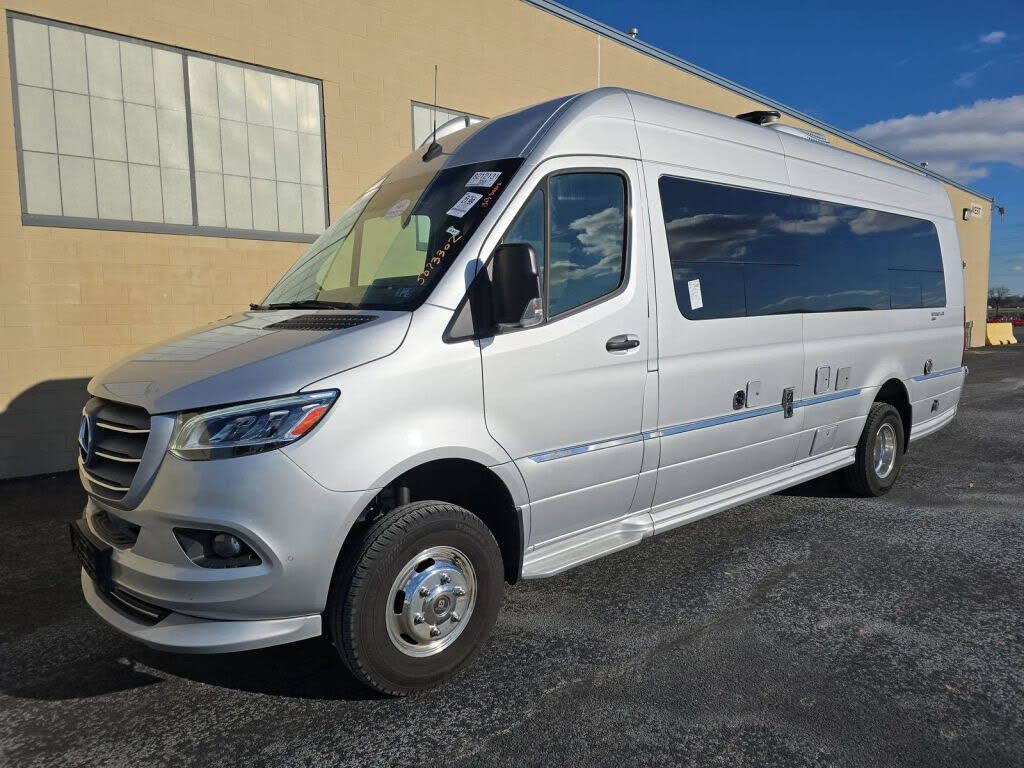 2020 Mercedes-Benz Sprinter 2500 170 V6 High Roof Crew Van 4WD