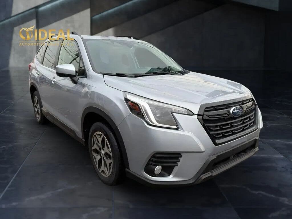 2022 Subaru Forester Premium Crossover AWD