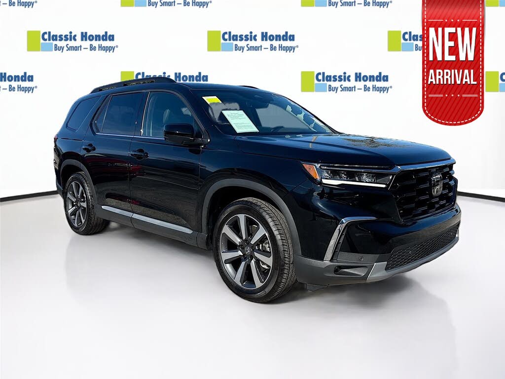 2025 Honda Pilot Touring FWD
