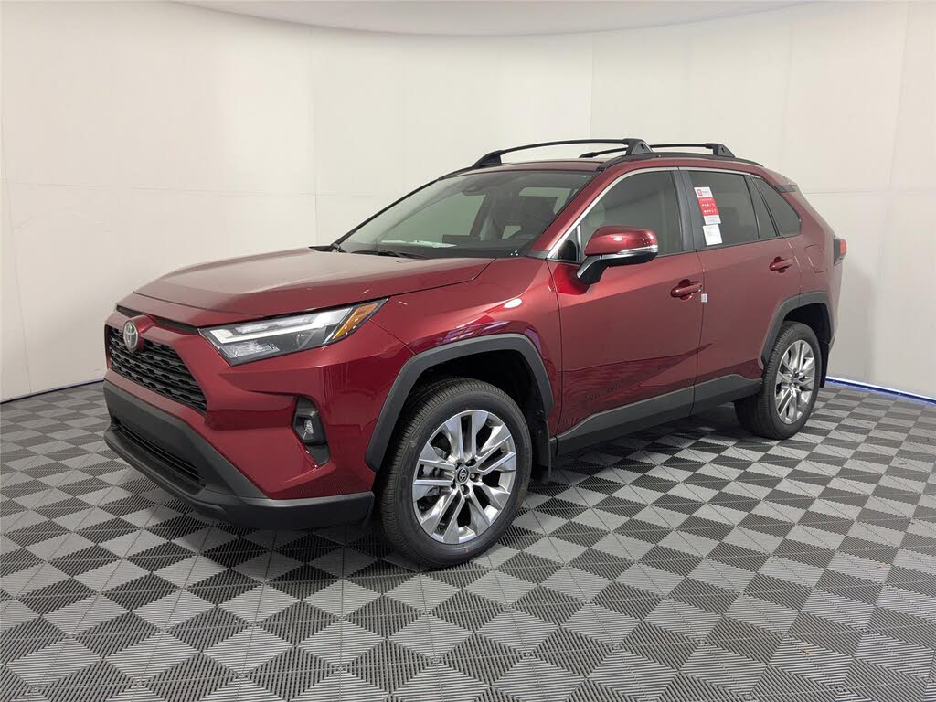 2025 Toyota RAV4 XLE Premium FWD