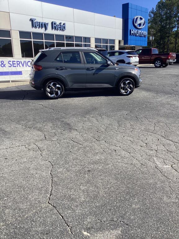 2026 Hyundai Venue SEL FWD