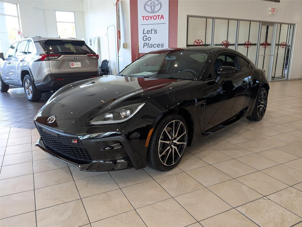 2026 Toyota GR86 RWD