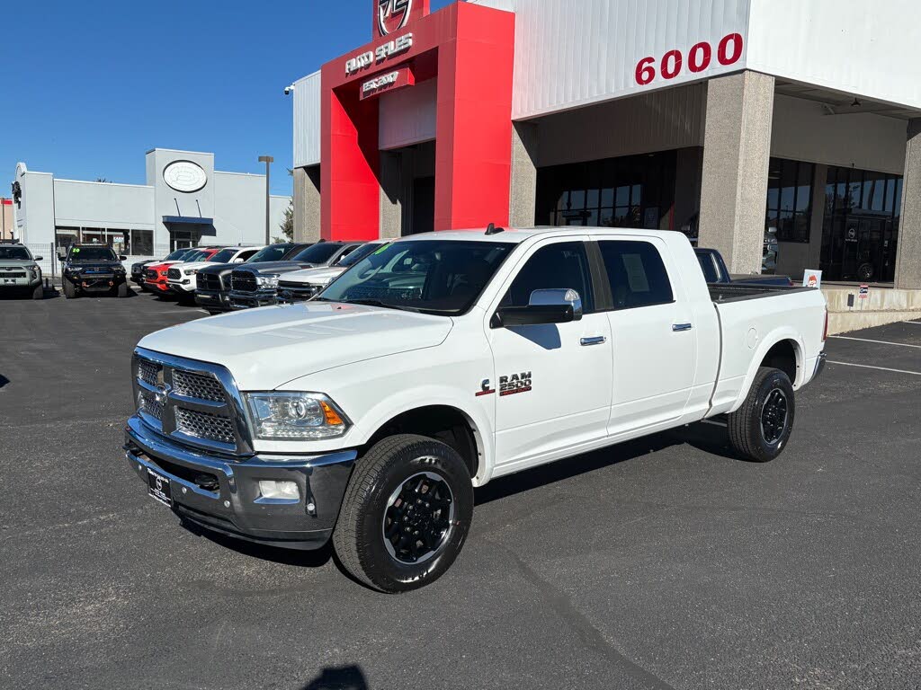 2016 RAM 2500 Laramie Mega Cab 4WD