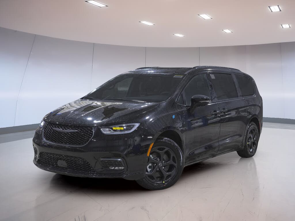 2025 Chrysler Pacifica Hybrid Premium S Appearance FWD