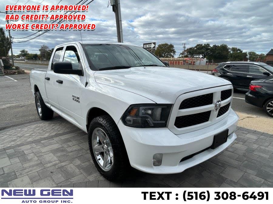 2017 RAM 1500 Express Quad Cab 4WD