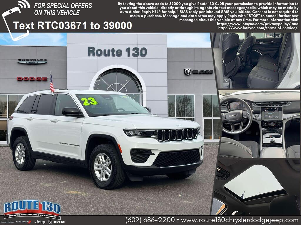 2023 Jeep Grand Cherokee Laredo 4WD