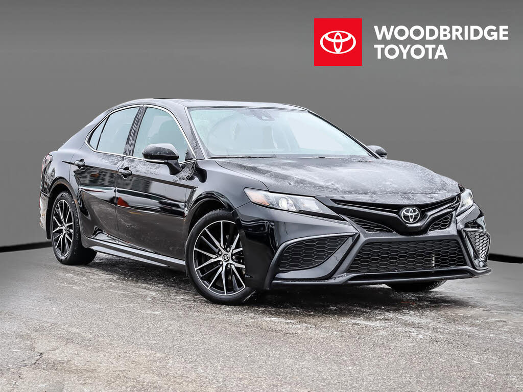 2023 Toyota Camry SE AWD