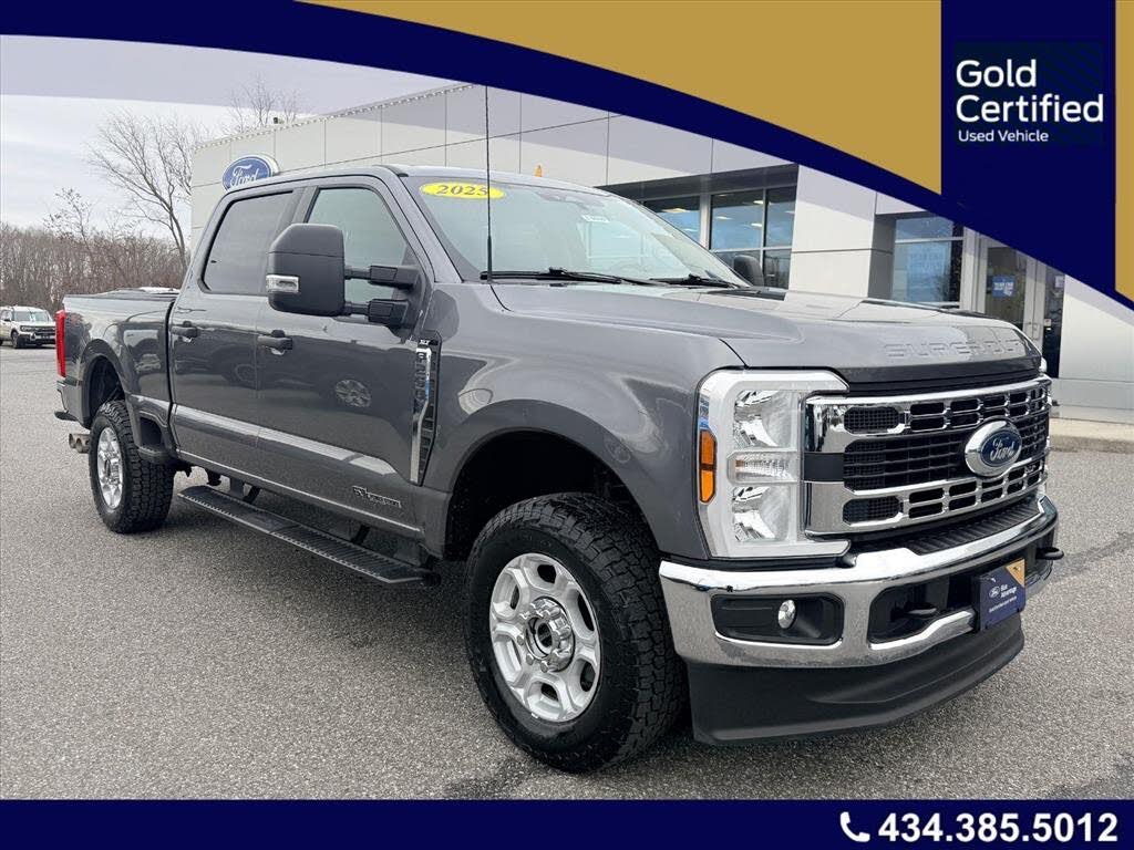 2025 Ford F-250 Super Duty XLT Crew Cab LB 4WD
