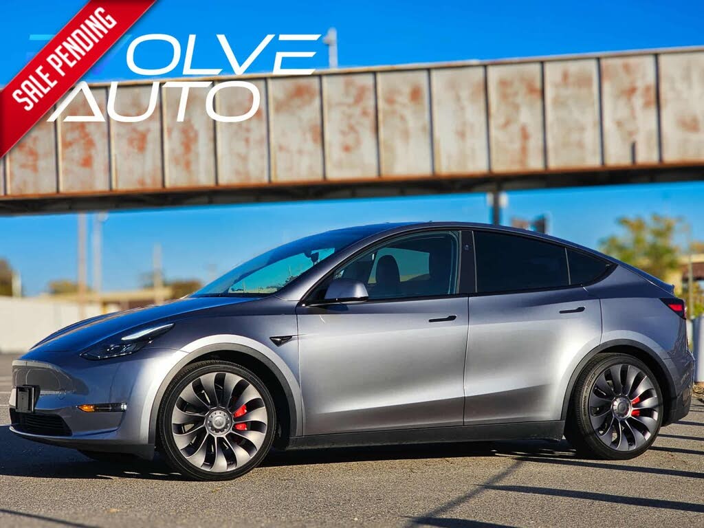 2025 Tesla Model Y Performance AWD