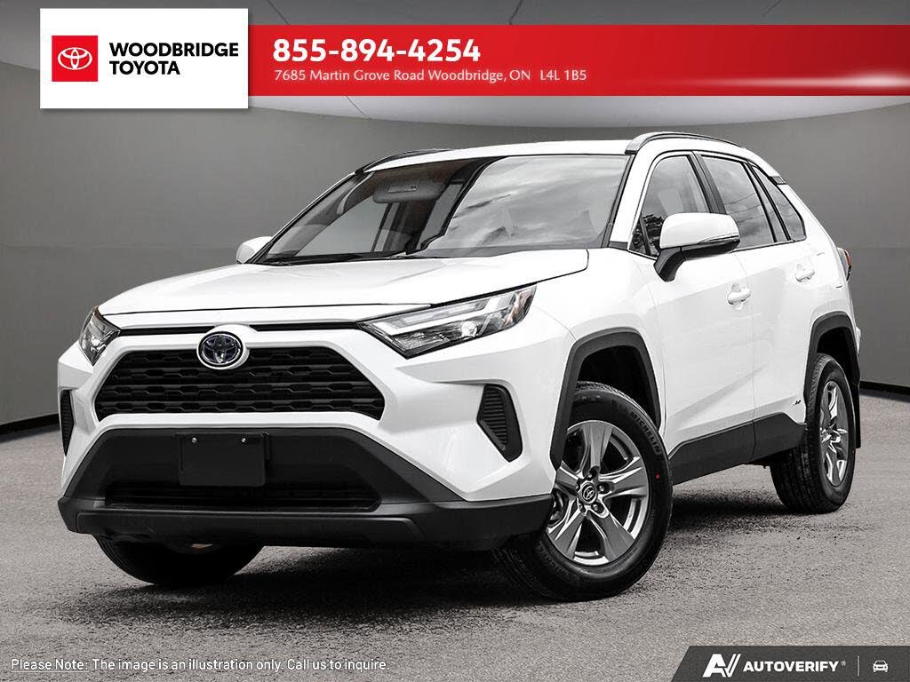 Toyota RAV4 XLE AWD 2025