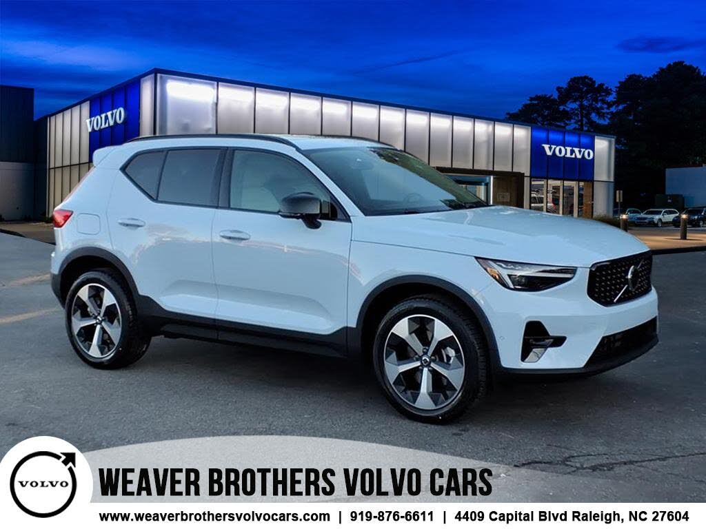2026 Volvo XC40 B5 Plus AWD