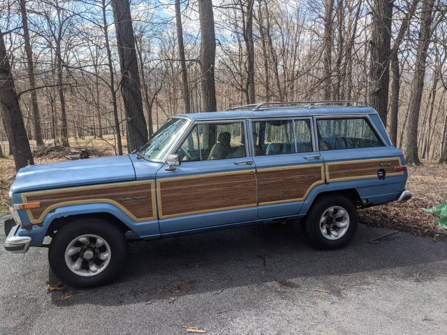 1991 Jeep Grand Wagoneer 4 Dr STD 4WD SUV
