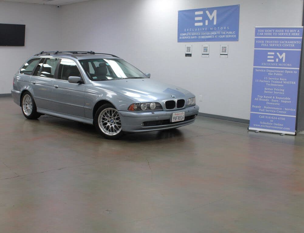 2003 BMW 5 Series 525i Wagon RWD