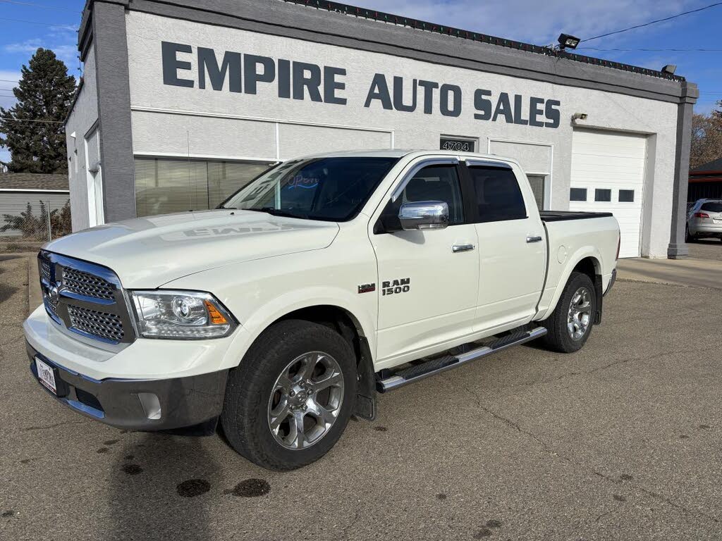2016 RAM 1500 Laramie Crew Cab 4WD