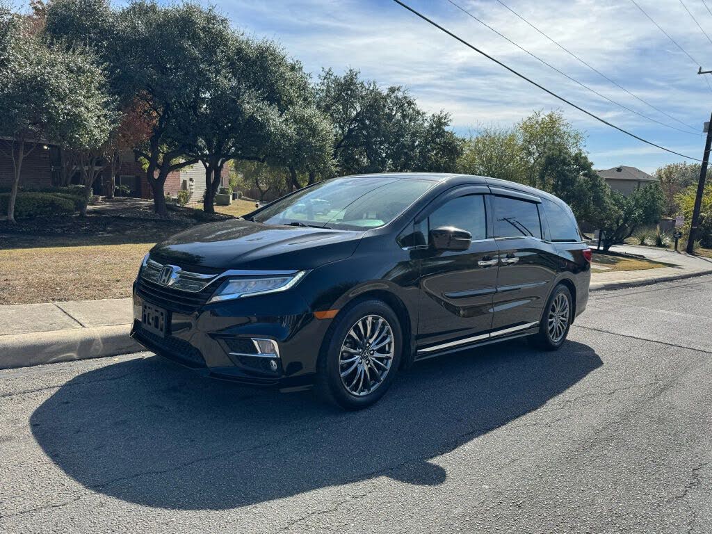 2018 Honda Odyssey Touring Elite FWD
