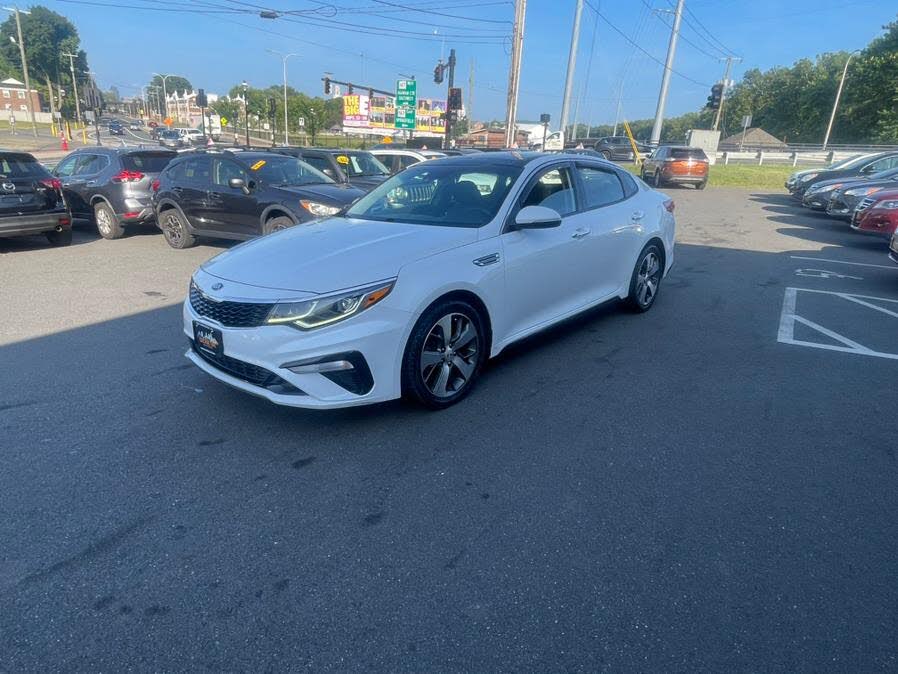 2019 Kia Optima S FWD