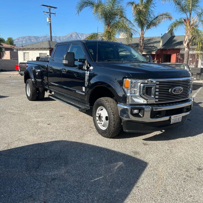 2022 Ford F-350 Super Duty XLT Crew Cab LB DRW 4WD