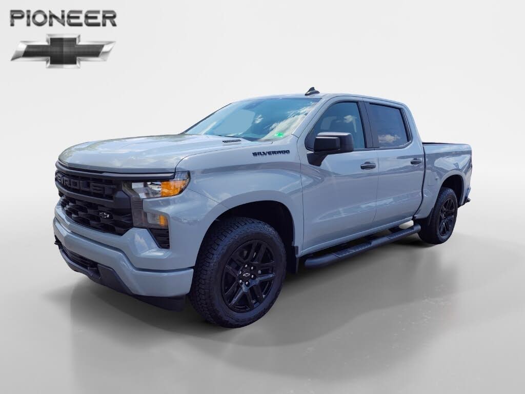 2025 Chevrolet Silverado 1500 Custom Crew Cab 4WD