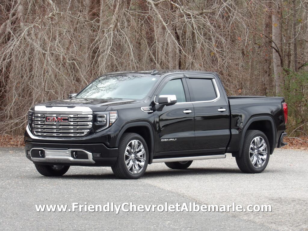 2023 GMC Sierra 1500 Denali Crew Cab 4WD