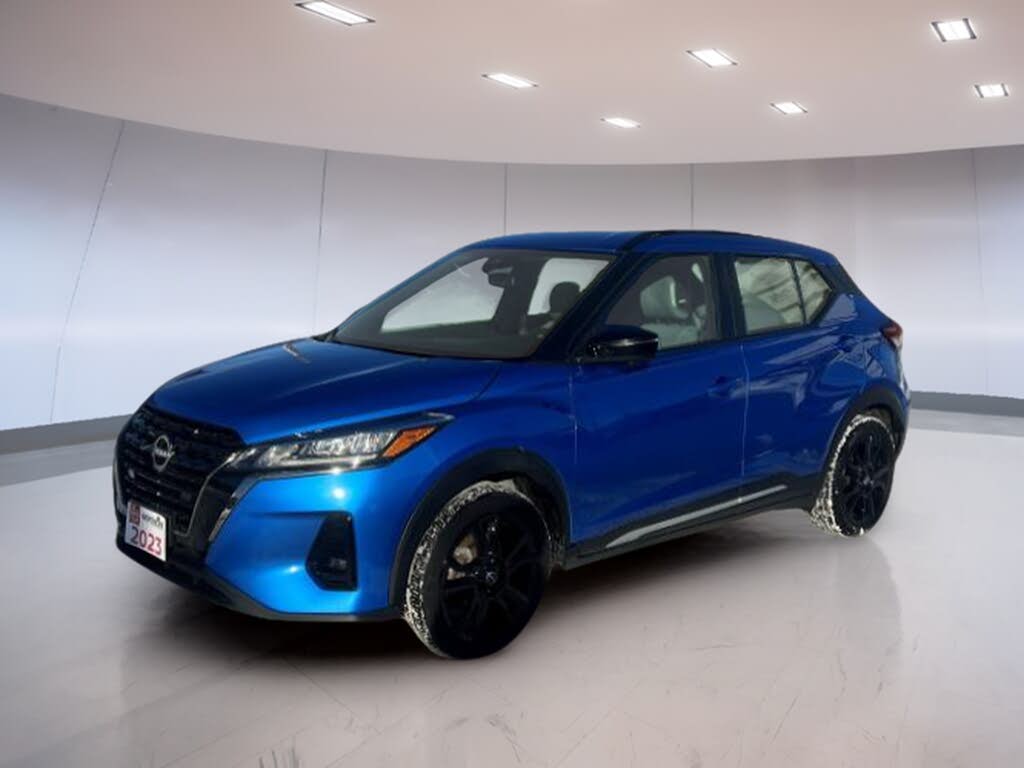 2023 Nissan Kicks SR FWD