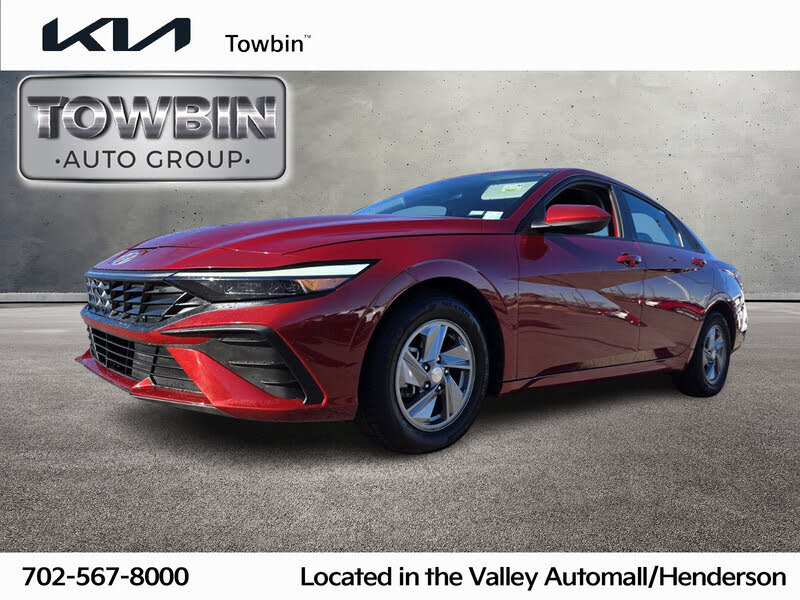 2024 Hyundai Elantra SE FWD