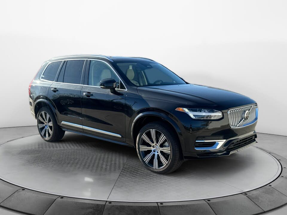 2025 Volvo XC90 Recharge T8 Plus Bright Theme 7-Passenger eAWD