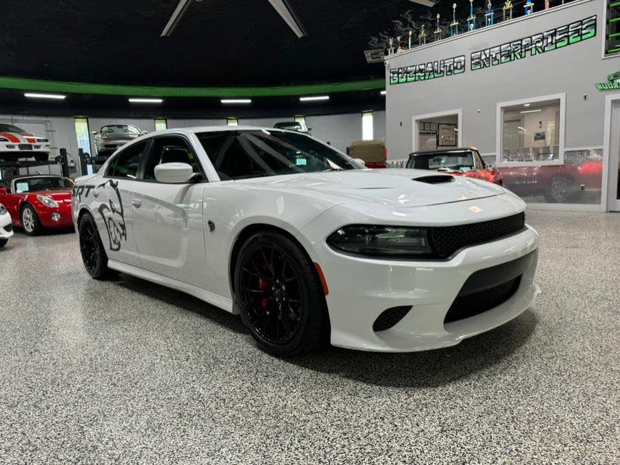2016 Dodge Charger SRT Hellcat RWD