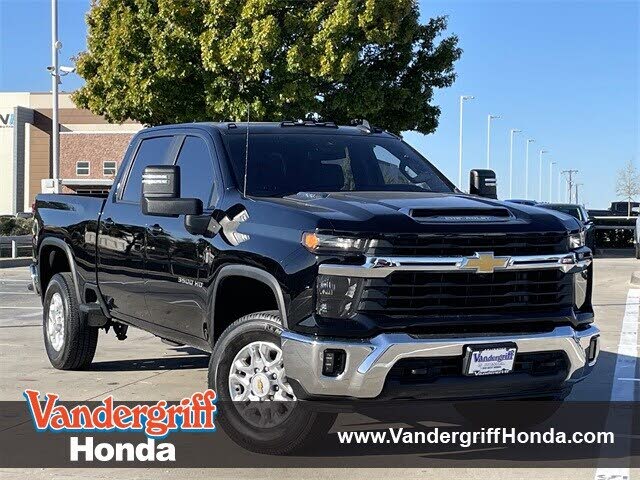 2024 Chevrolet Silverado 3500HD LT Crew Cab RWD