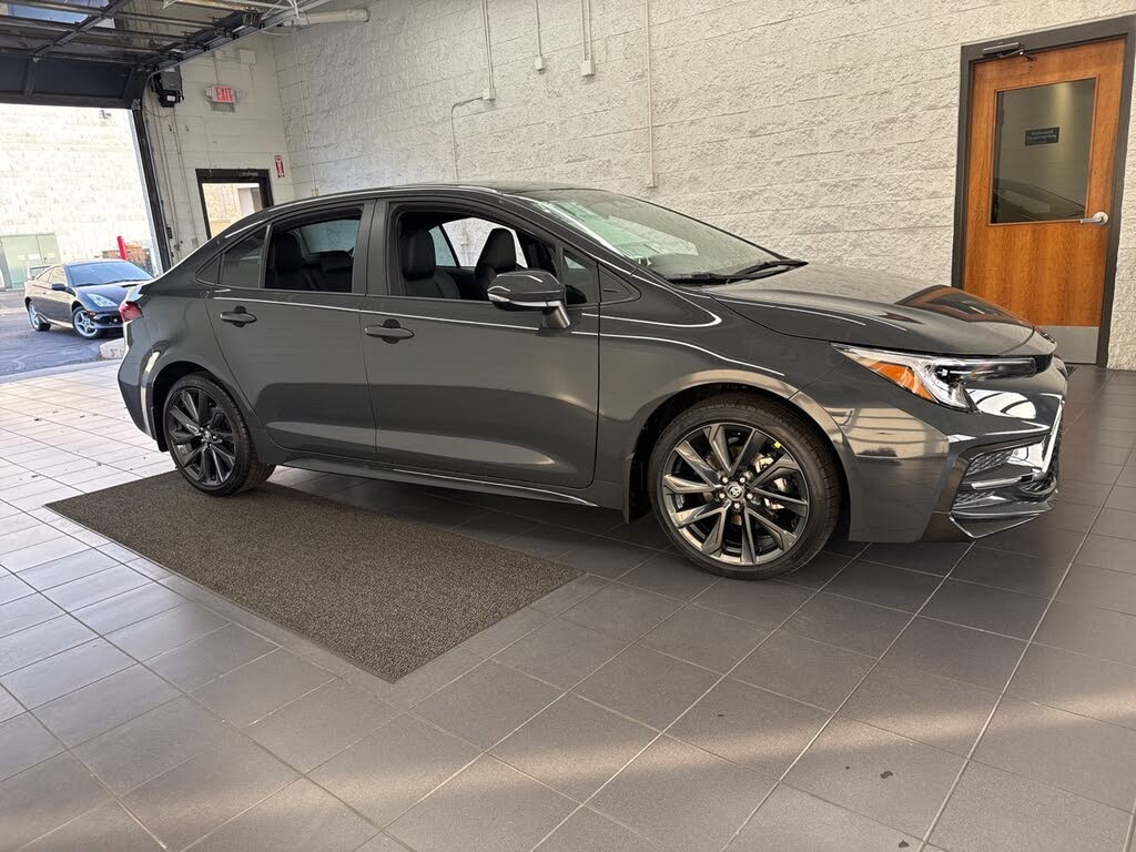 2026 Toyota Corolla XSE FWD