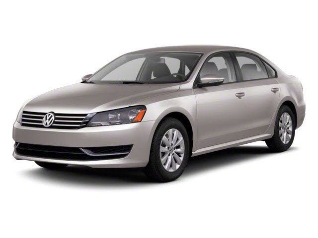 2013 Volkswagen Passat SE with Sunroof