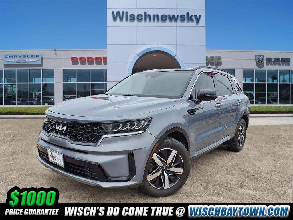 2022 Kia Sorento S FWD