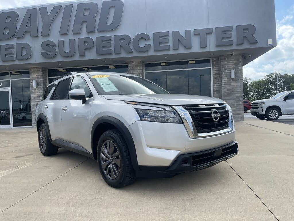 2023 Nissan Pathfinder SV 4WD